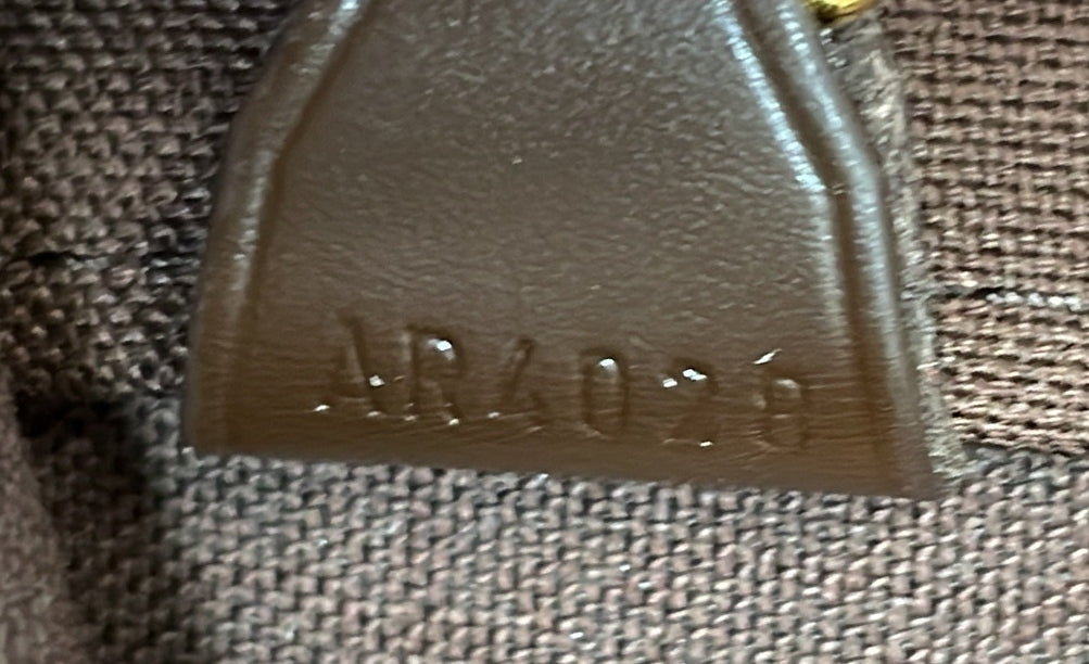 Louis Vuitton Greenwich Travel Bag Damier PM