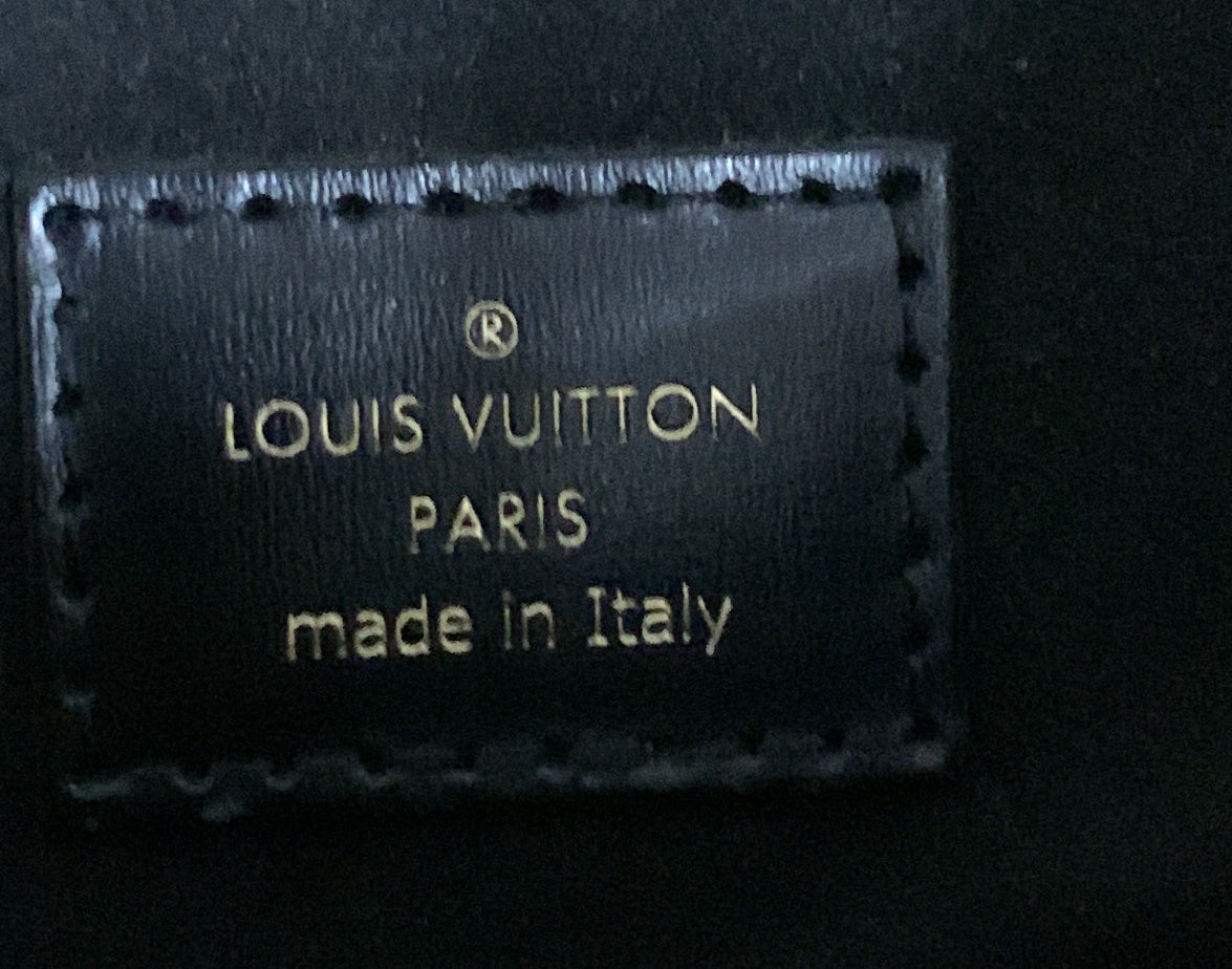 Louis Vuitton Pochette Metis Reverse Monogram Canvas