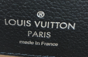 Louis Vuitton Lockme Ever Handbag Leather BB