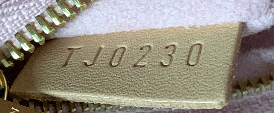 Louis Vuitton Propriano Handbag Damier