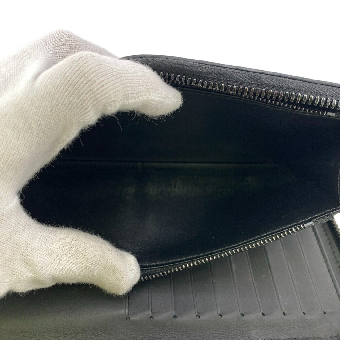 Louis Vuitton Zippy Wallet Vertical Leather Wallet