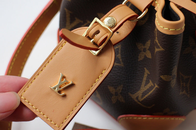 LOV2 Bags - Luxurious Bags 1587