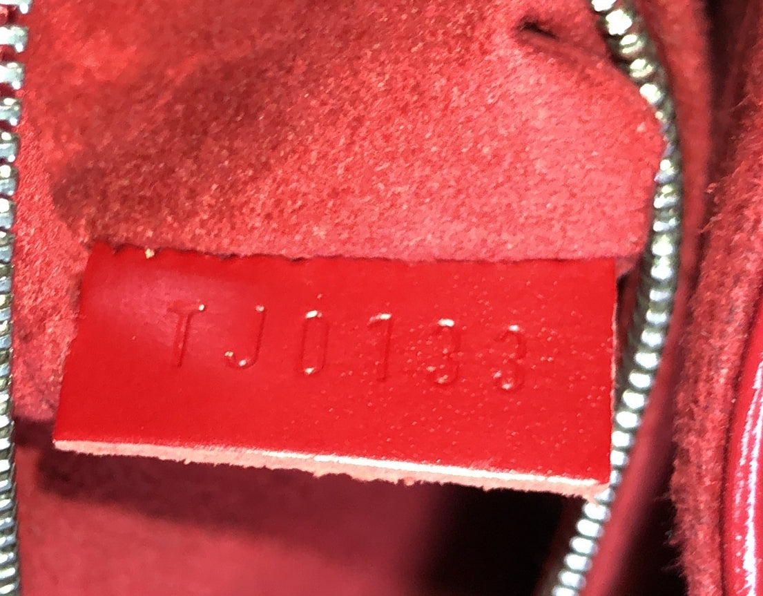 Louis Vuitton Petit Noe NM Handbag Epi Leather