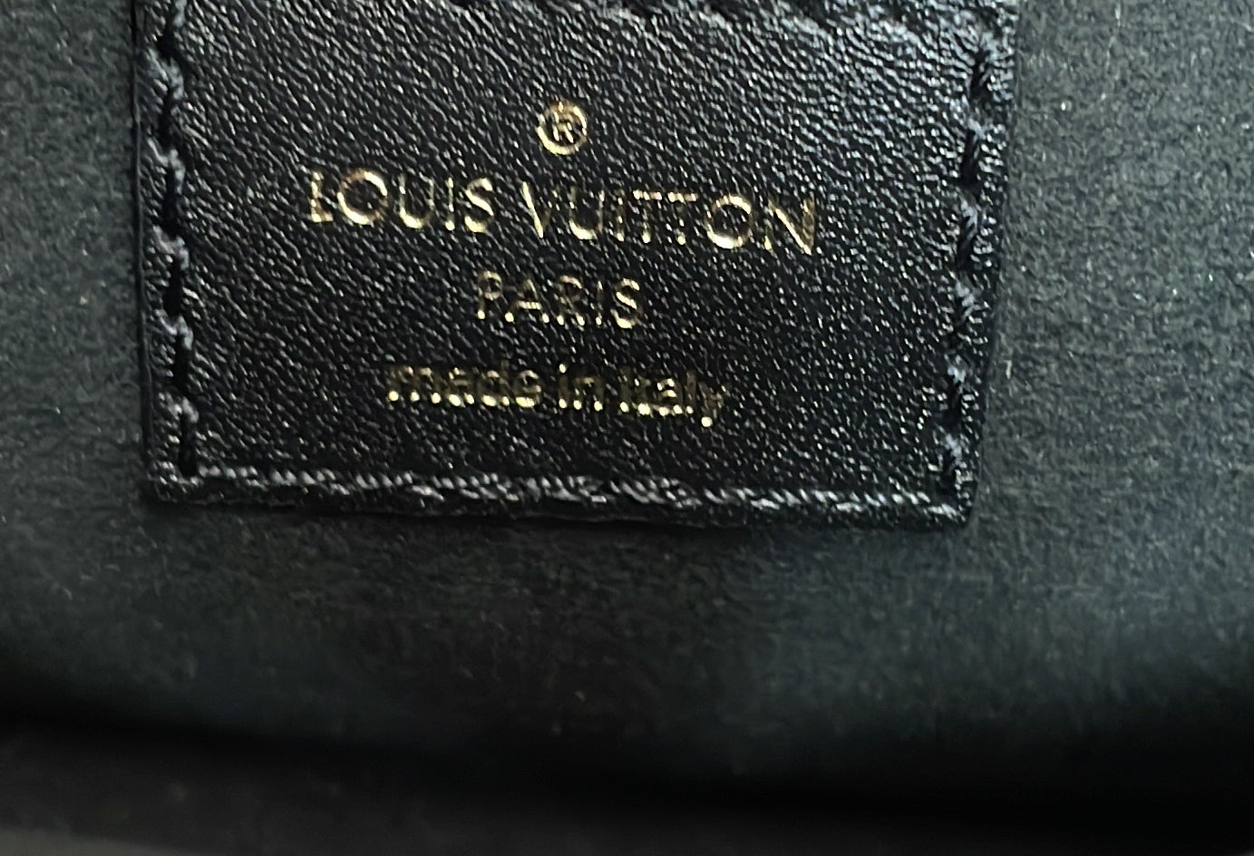 Louis Vuitton New Wave Chain Bag NM Quilted Leather PM
