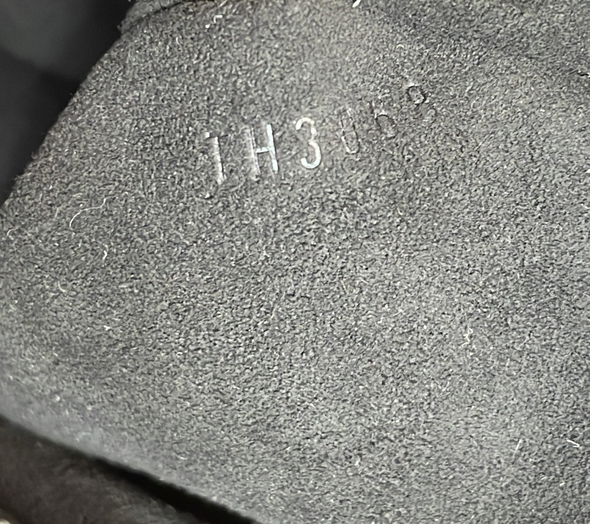 Louis Vuitton XL Hobo Mahina Leather