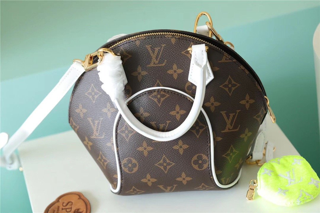 LV Ellipse GLAMI Handbag Created By Nicolas Ghesquière From Classic Monogram Canvas For Women Brown 9.1in/23cm LV M20752
