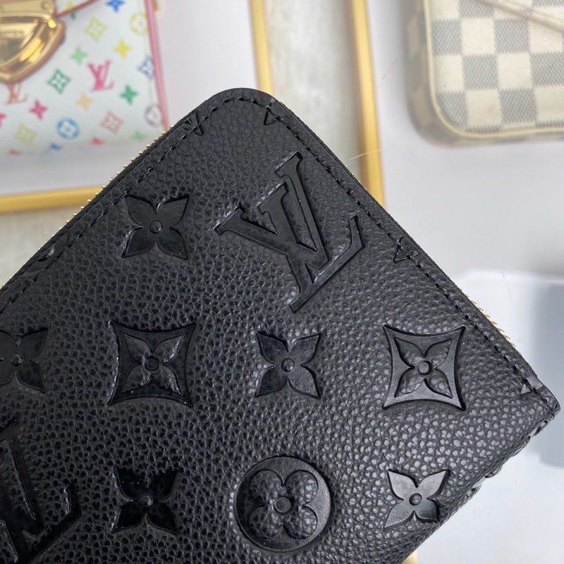 LOV2 Bags - Luxurious Bags 1824