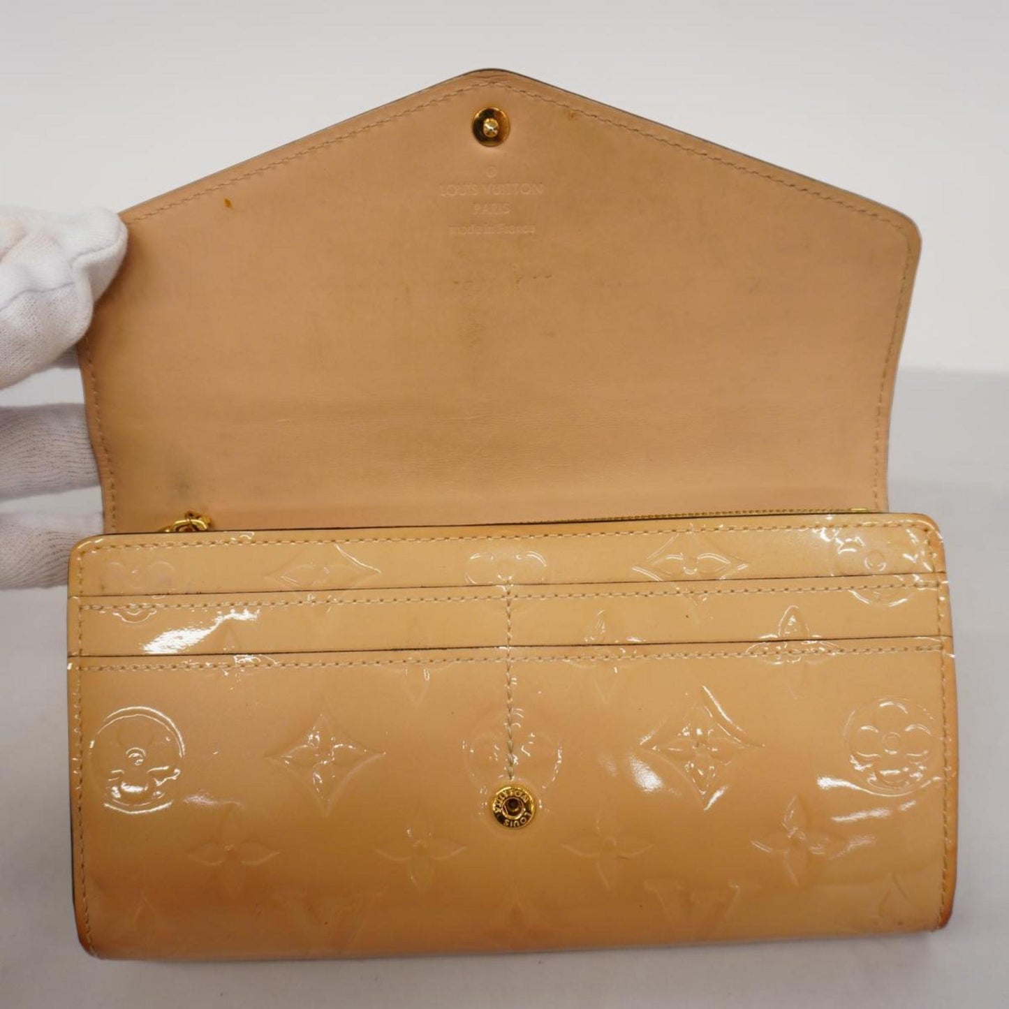 Louis Vuitton Portefeuille Sarah Patent Leather Wallet ()