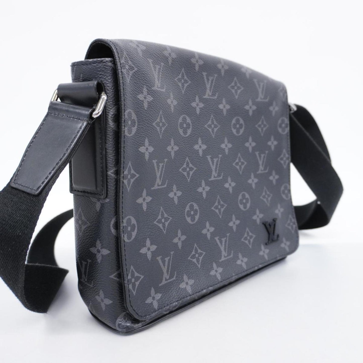 Louis Vuitton District Canvas Shoulder Bag ()