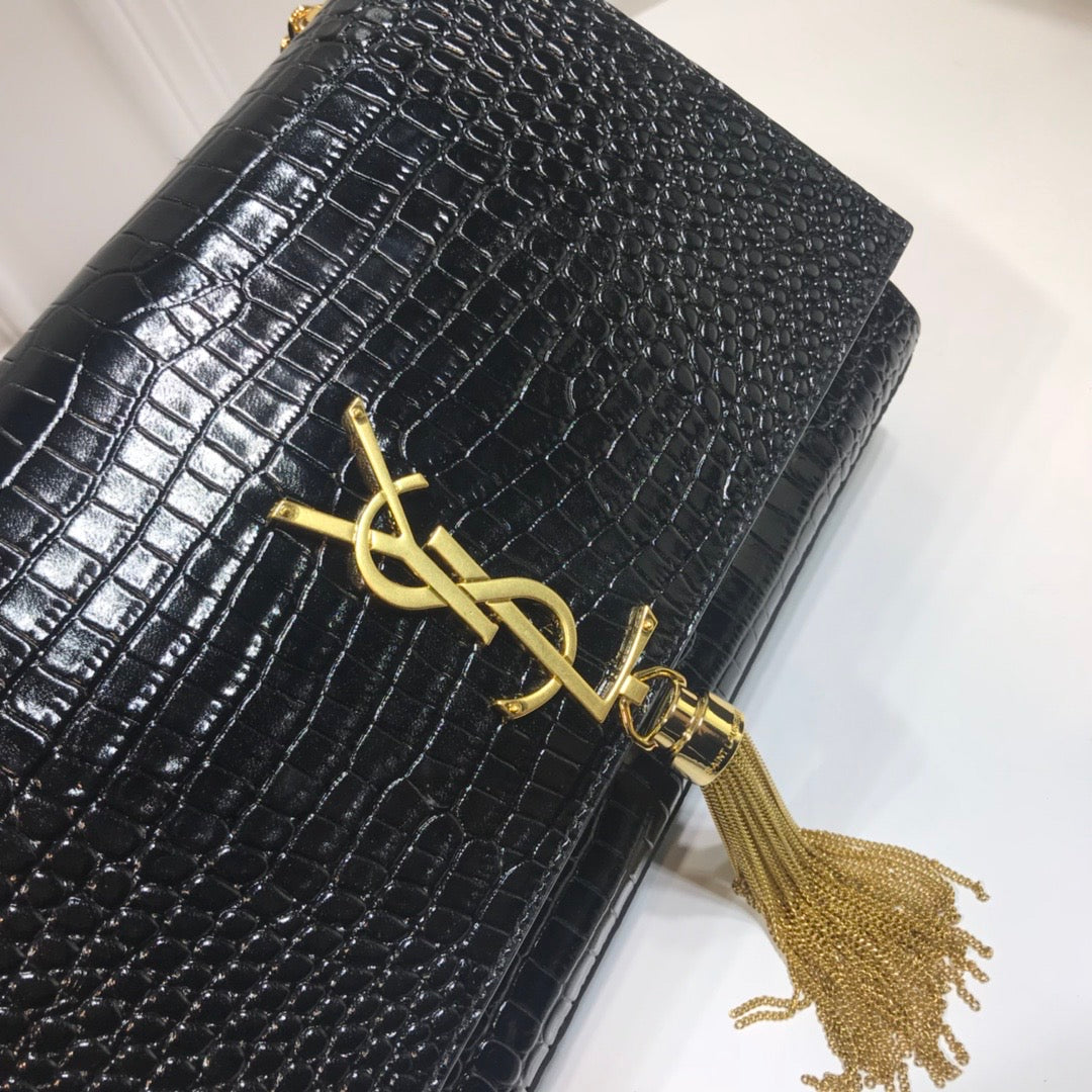 GLAMI Kate MeGLAMIum Chain Bag With Tassel In Embossed CrocoGLAMIle Black For Women 9.4in/24cm YSL 354119DND0J1000