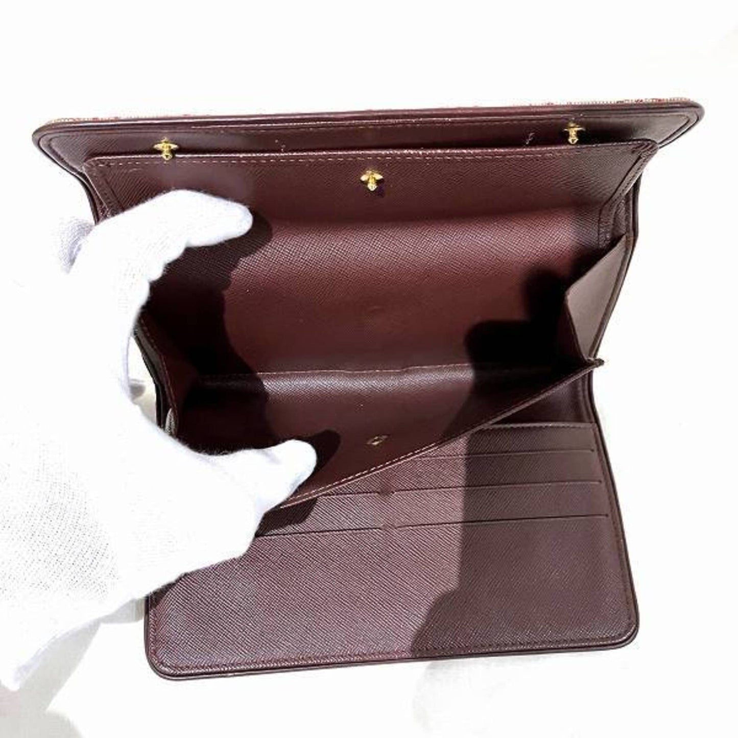 Louis Vuitton International Canvas Wallet ()
