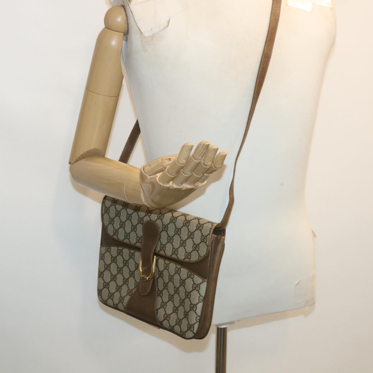 GUCCI GG Canvas Shoulder Bag PVC Leather Beige 34027