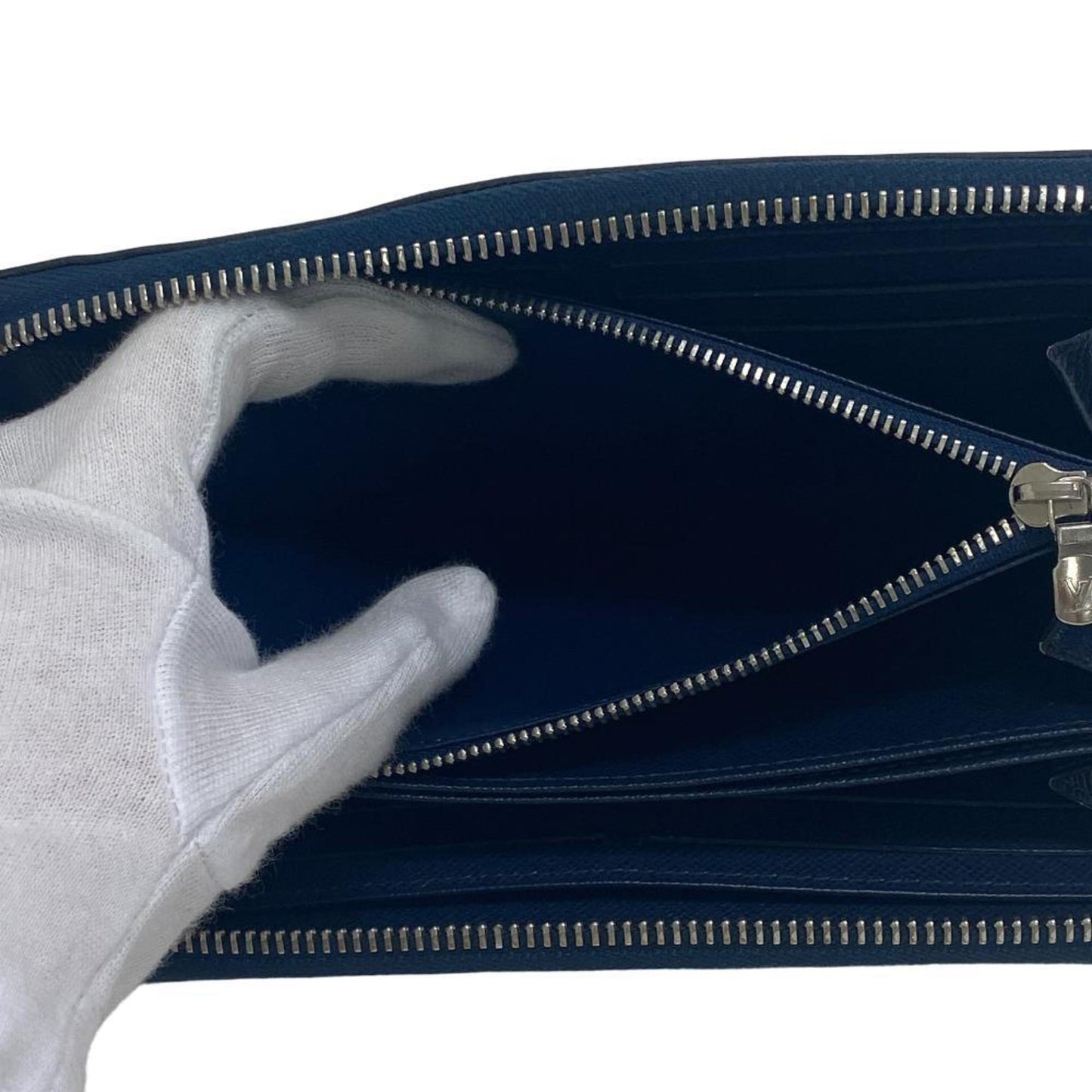 Louis Vuitton Zippy Wallet Leather Wallet ()