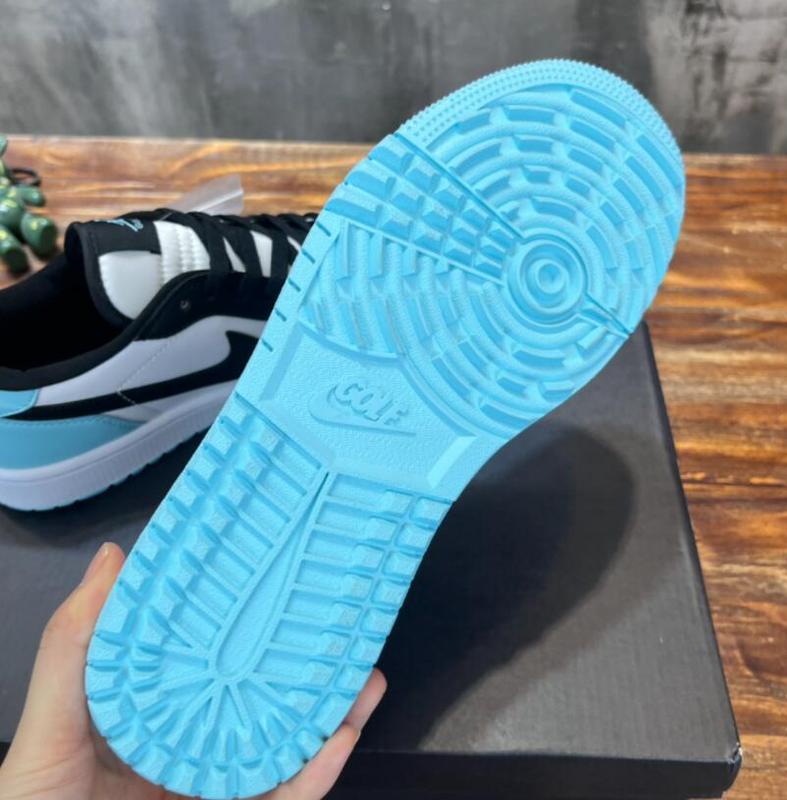 SAMC - NKE Shoes - 657