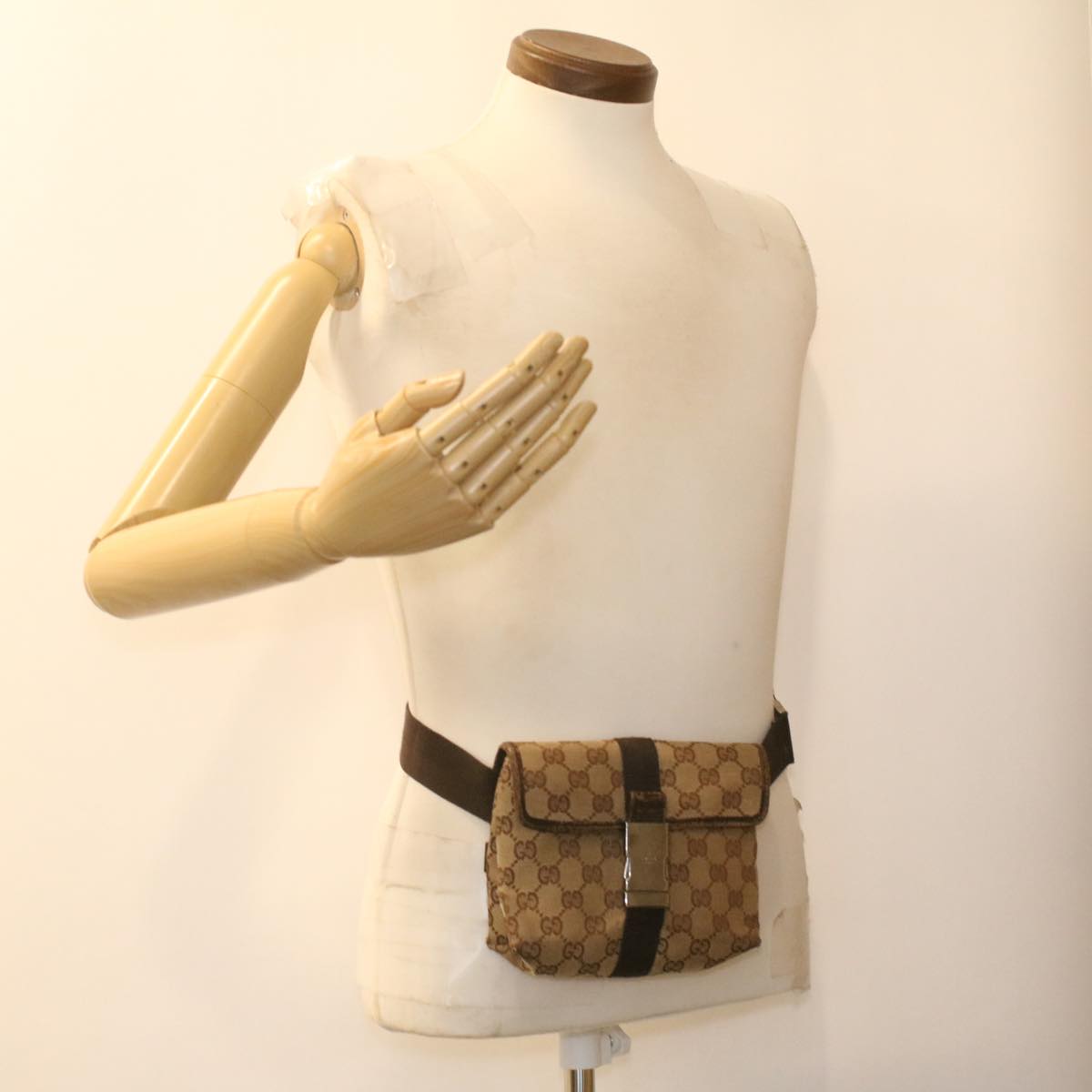 GUCCI GG Canvas Waist Bag Beige 131236 37154