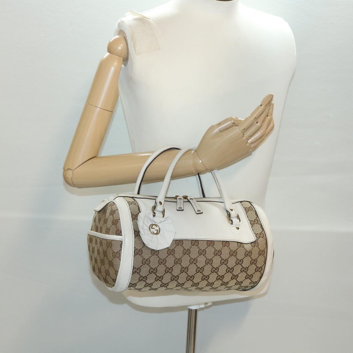 GUCCI GG Canvas Hand Bag Beige White 189825 37810