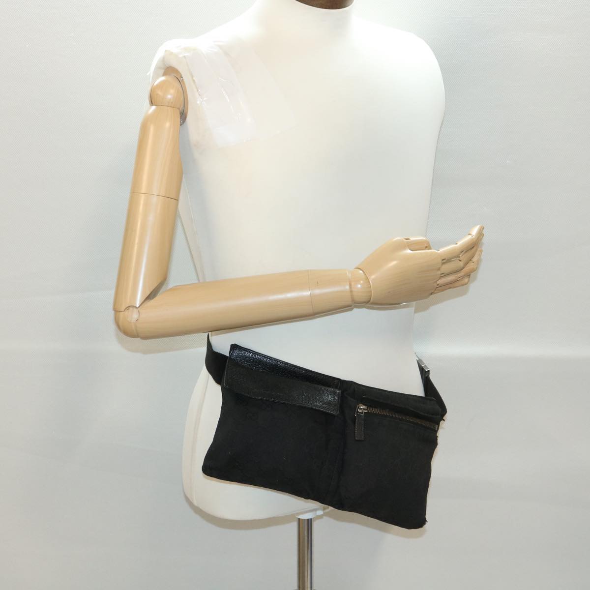 GUCCI GG Canvas Waist bag Black 28566 39289