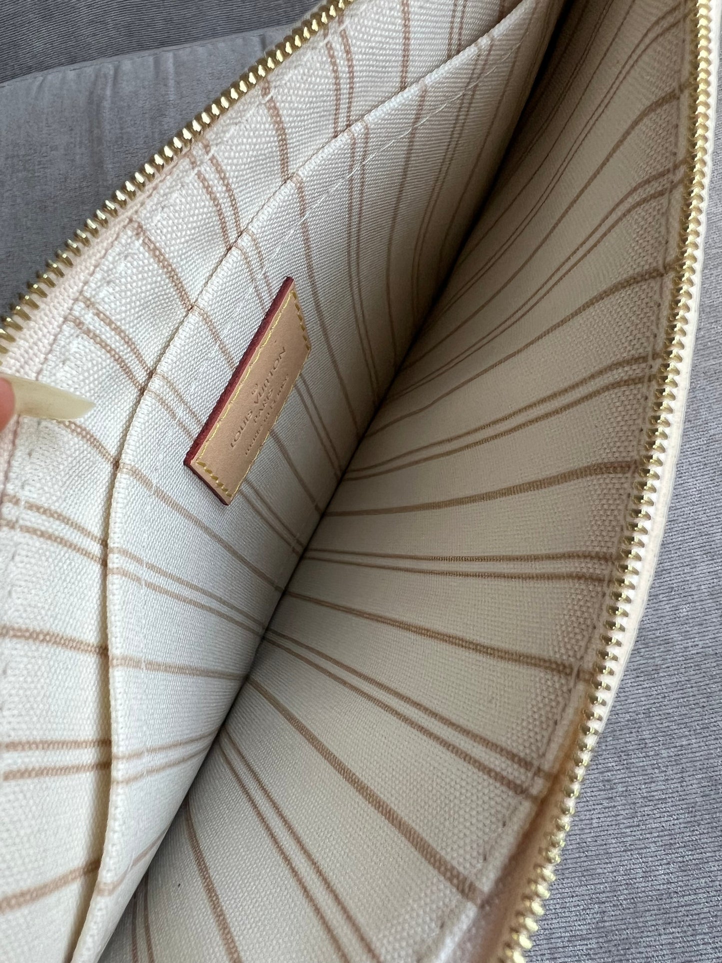 Louis Vuitton Pouch (from Neverfull MM) in Damier Azur