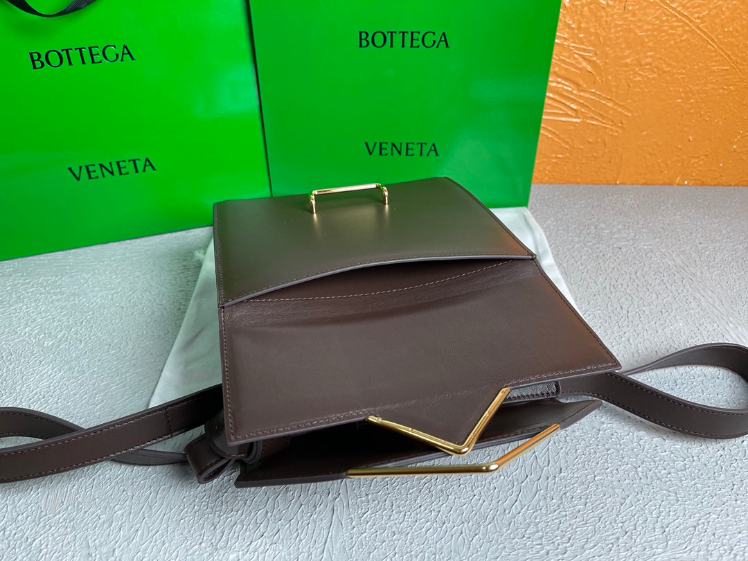 GLAMI Clip Bag Brown, For Women, Women’s Bags 9in/23cm