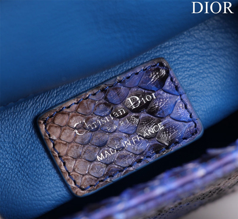 ELE - Dir Bags - 1703