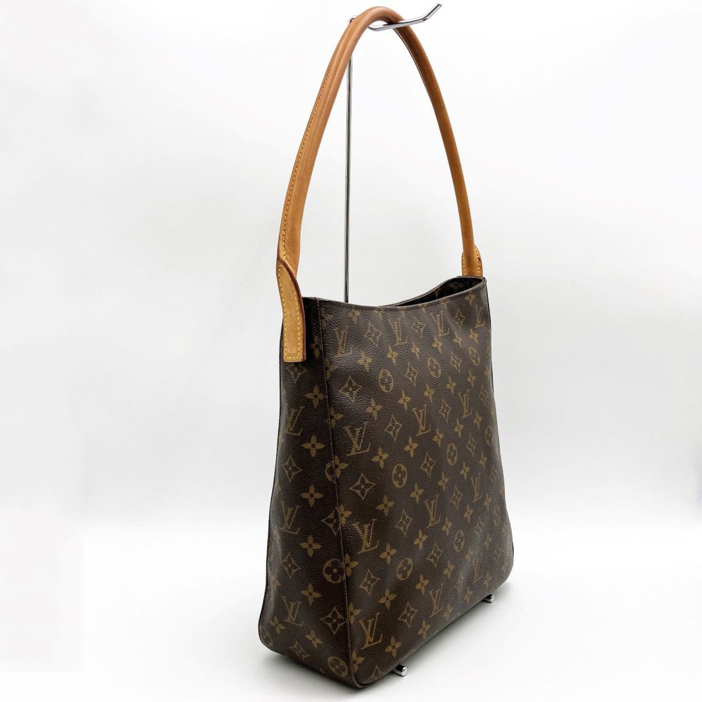 Louis Vuitton Looping Gm Canvas Shoulder Bag ()