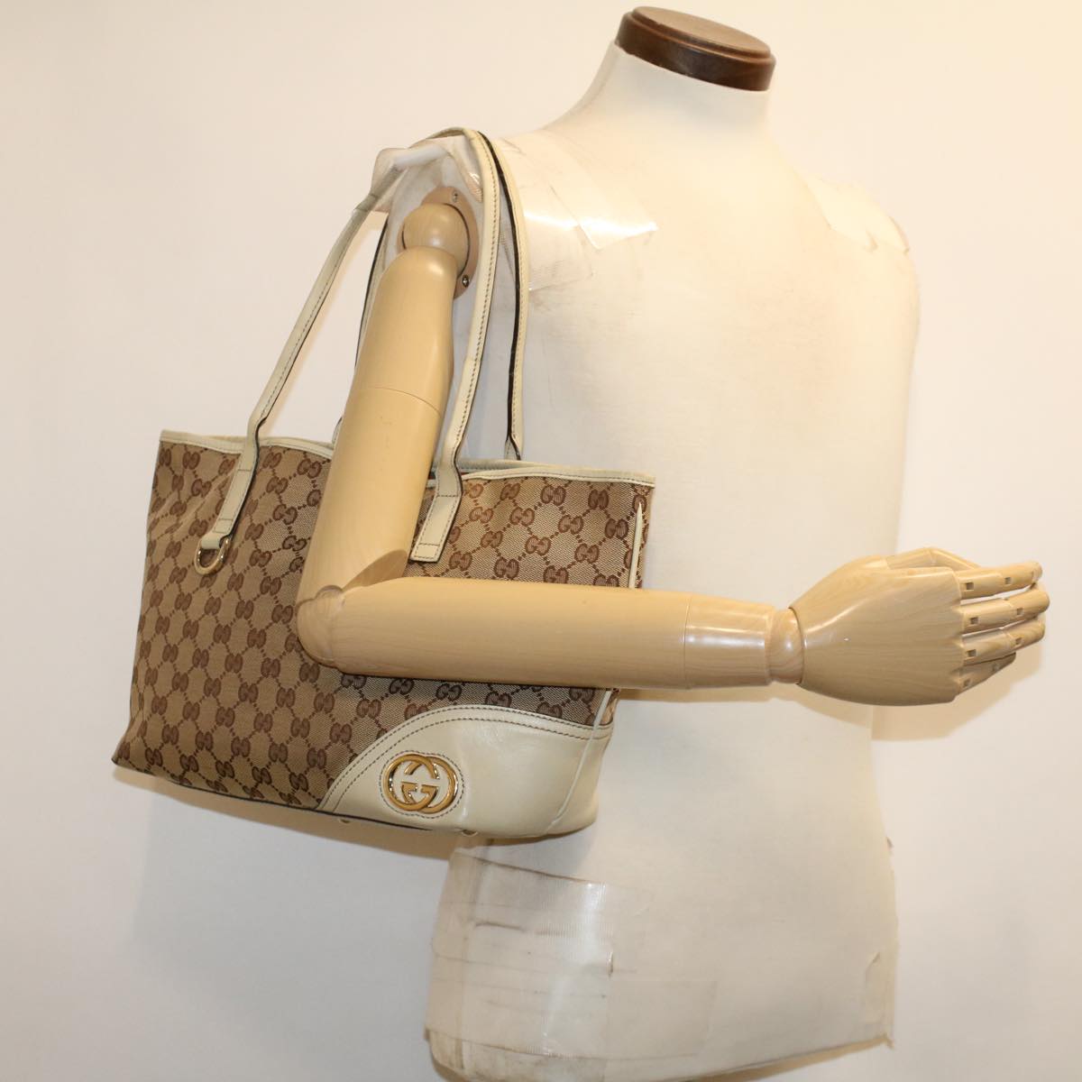 GUCCI GG Canvas Tote Bag Beige 169946 41352