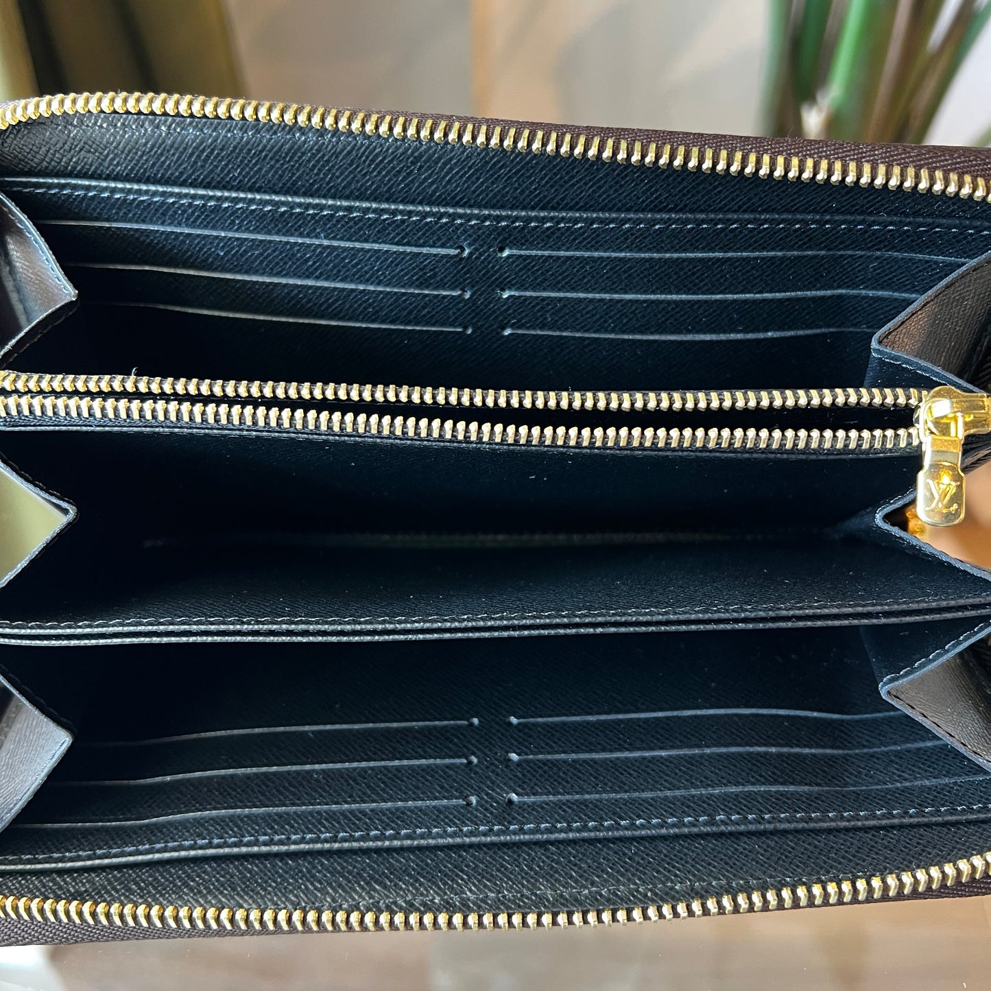 LOUIS VUITTON Monogram Reverse Zippy Wallet