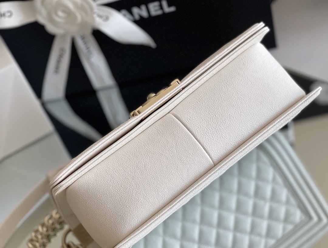 CHLMeGLAMIum Classic GlamIap Bag 25cm White For Women A67086