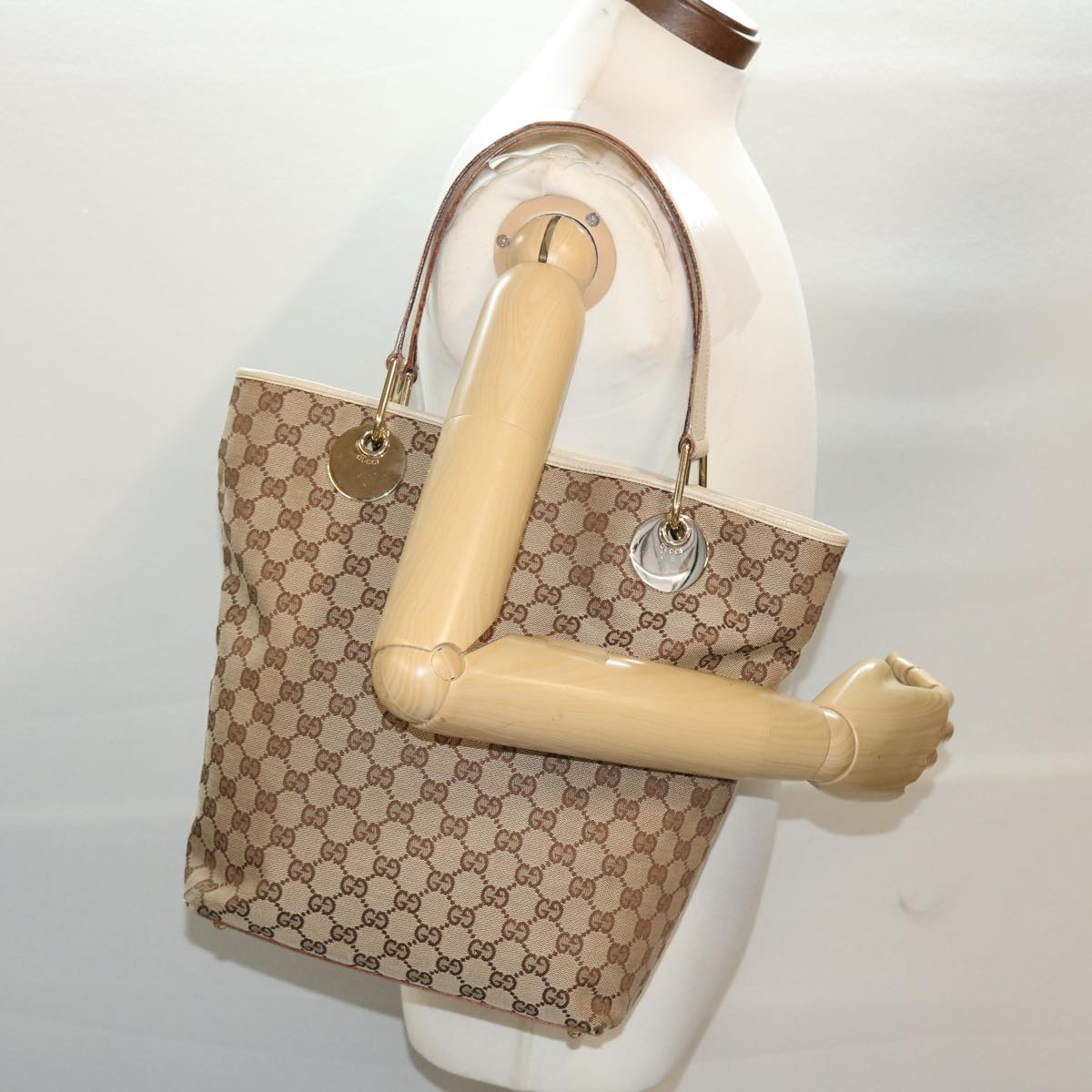 GUCCI GG Canvas Shoulder Bag Leather Beige 120836 45643