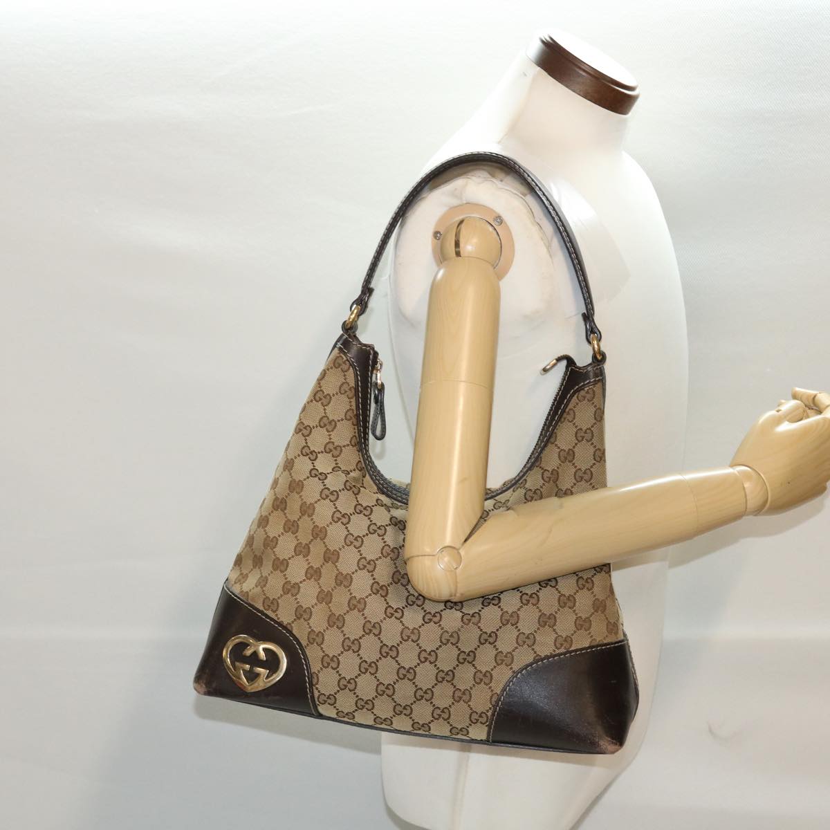 GUCCI GG Canvas Shoulder Bag Leather Beige 257070 45706