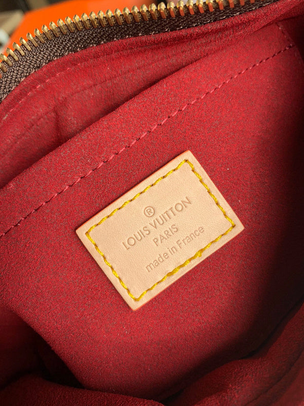 LOV2 Bags - Luxurious Bags 1527