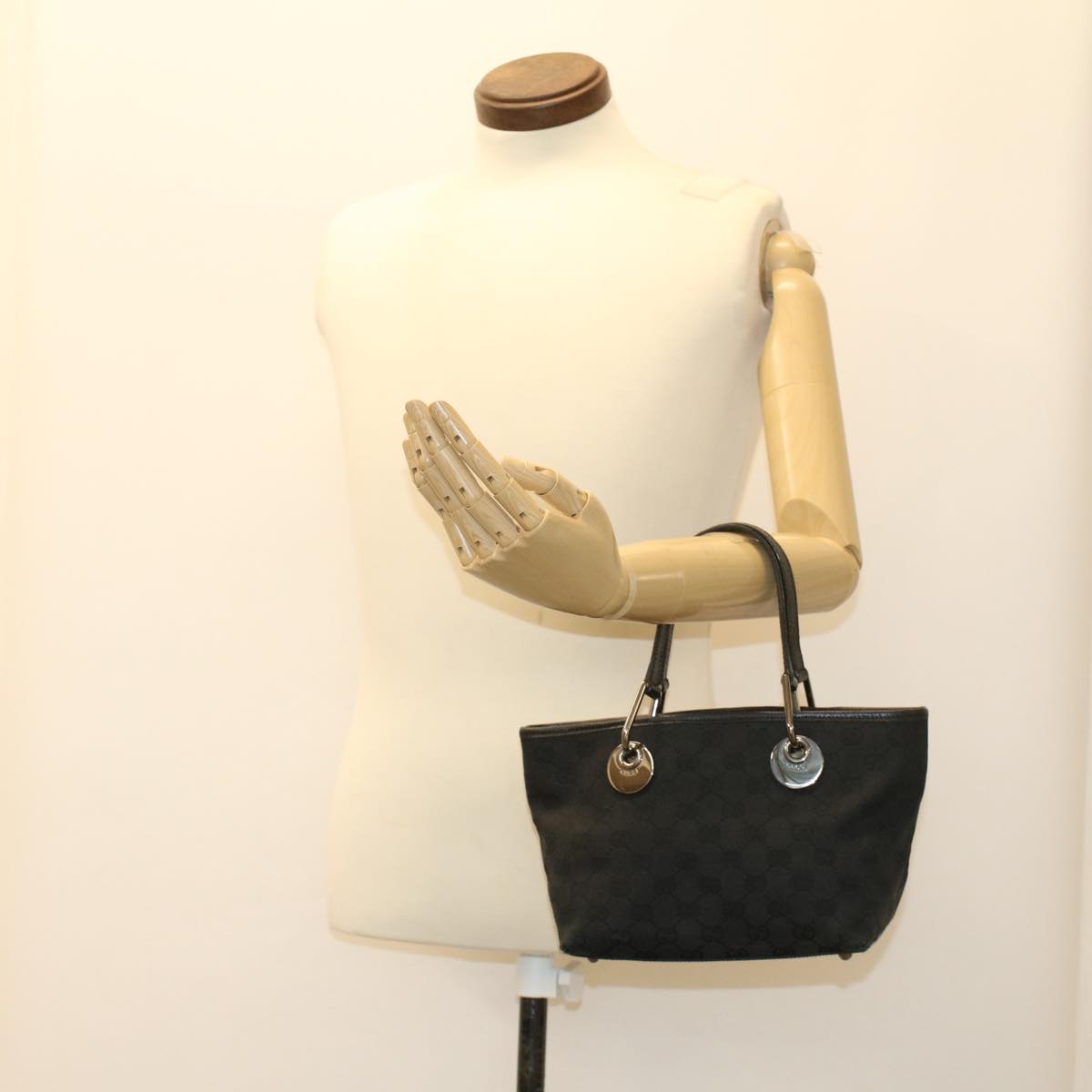 GUCCI GG Canvas Hand Bag Black 120844 47572