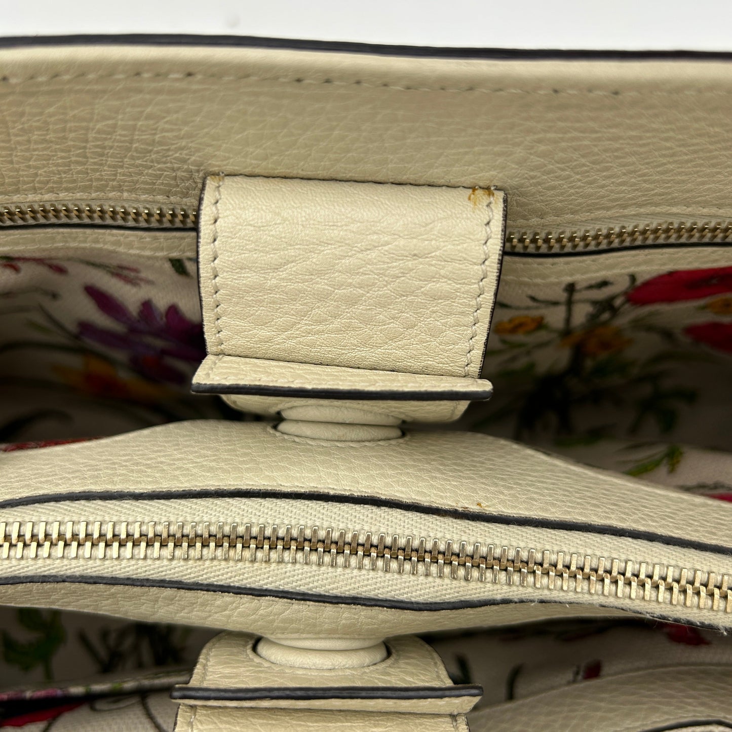 GLM-- Bamboo Shopper Medium Leather Tote Beige