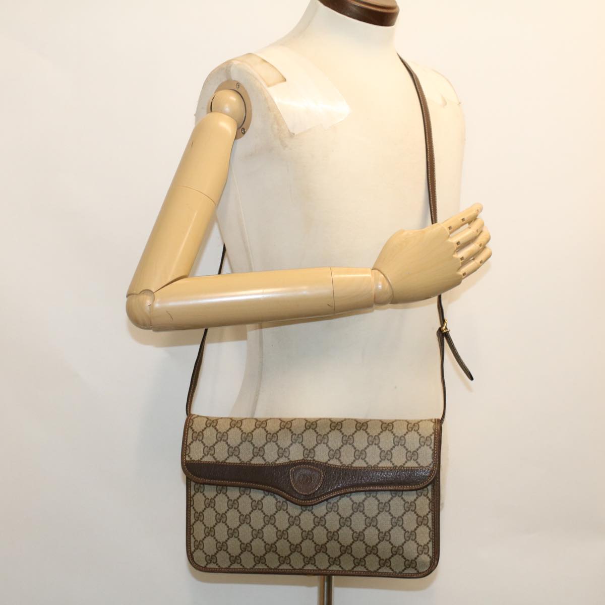 GUCCI GG Canvas Shoulder Bag PVC Leather Beige 48119