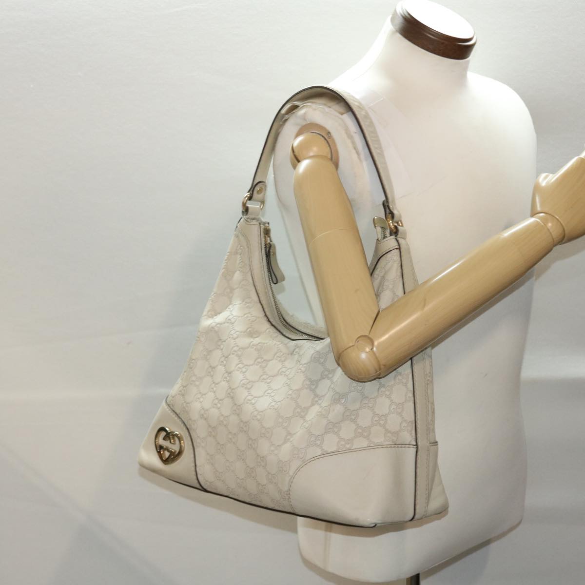 GUCCI Gucci Shima Shoulder Bag Leather White 002404 49070