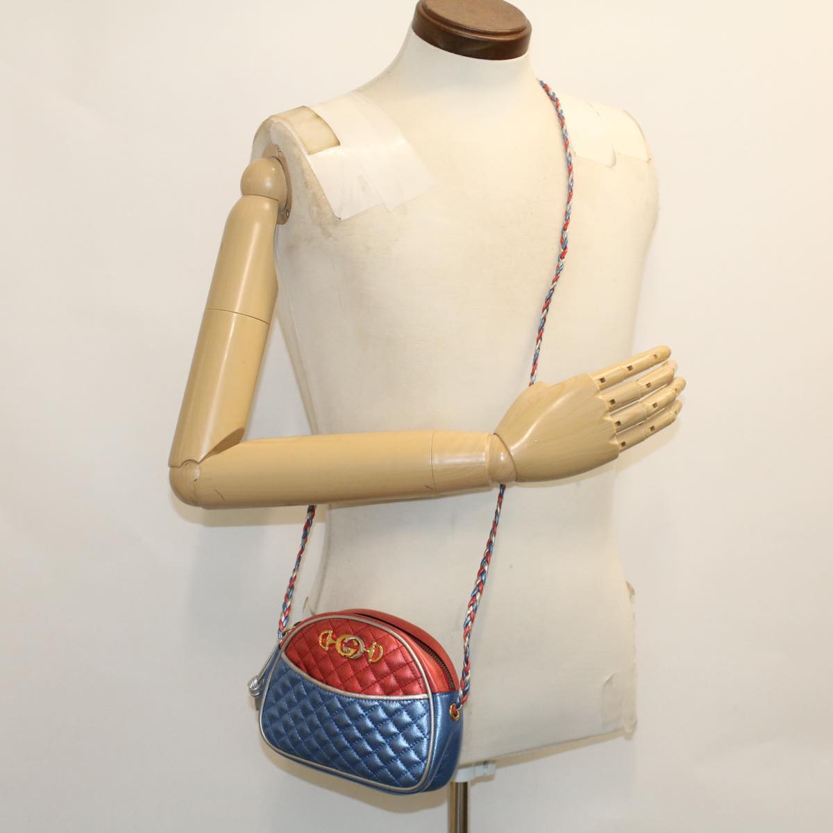 GUCCI Quilted Shoulder Bag Leather Red Blue 49168