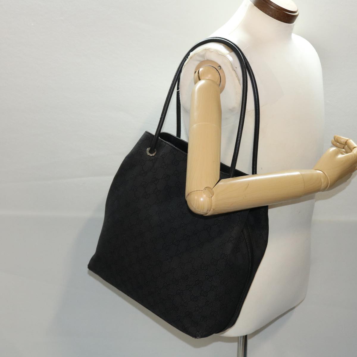 GUCCI GG Canvas Tote Bag Black 152279 49794