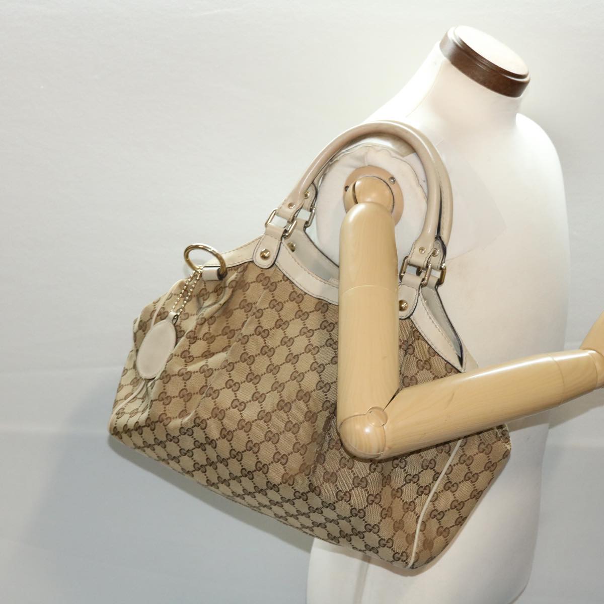 GUCCI GG Canvas Hand Bag Beige 211944 49795
