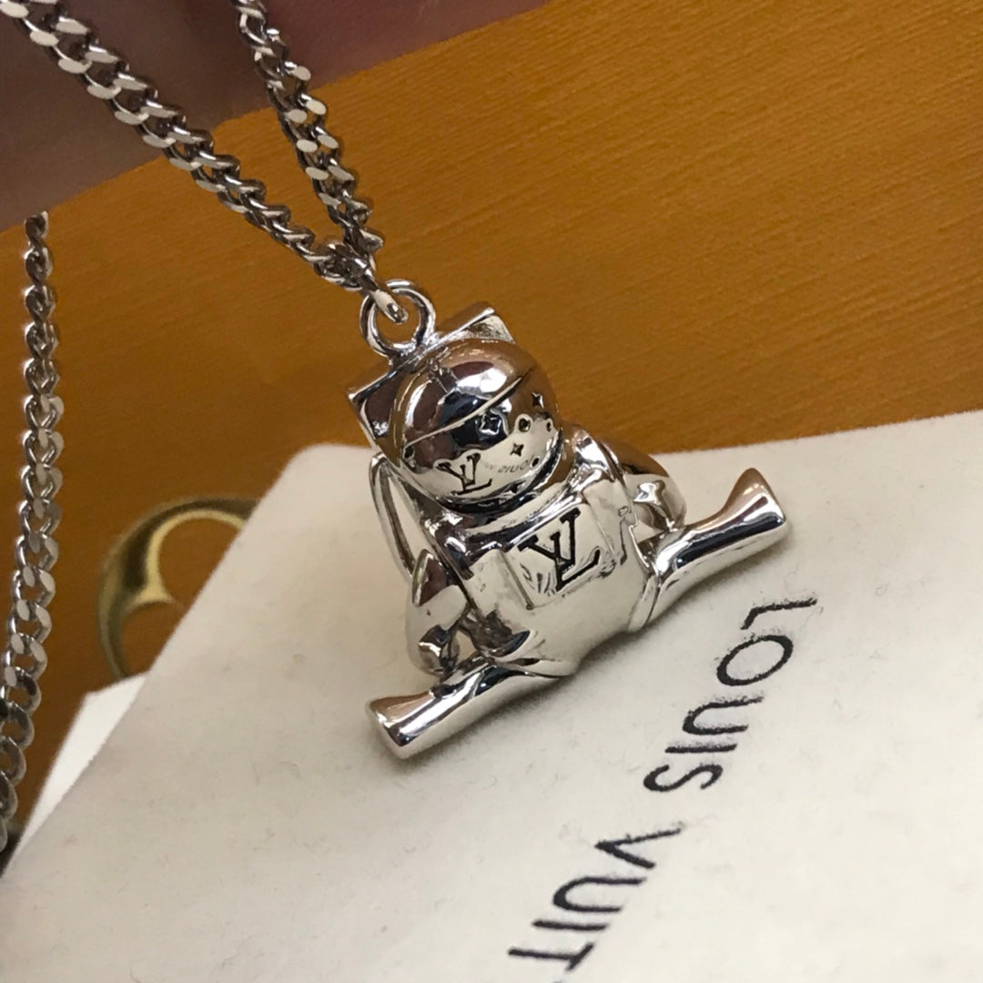LV Necklaces 016