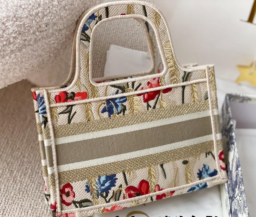 EN - NEW Arrival Bags DIR 208