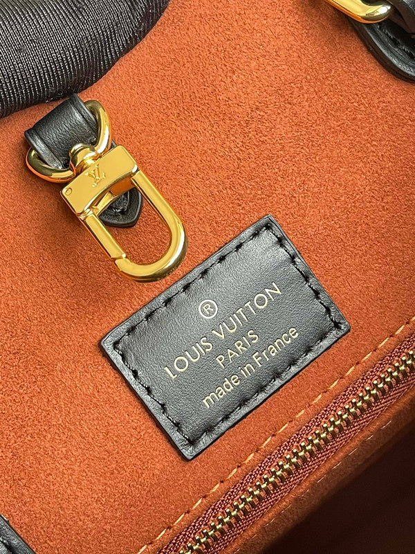 LOV2 Bags - Luxurious Bags 1626
