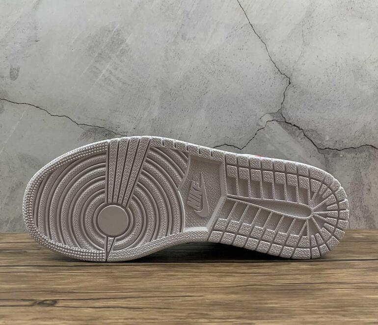 SAMC - NKE Shoes - 1452