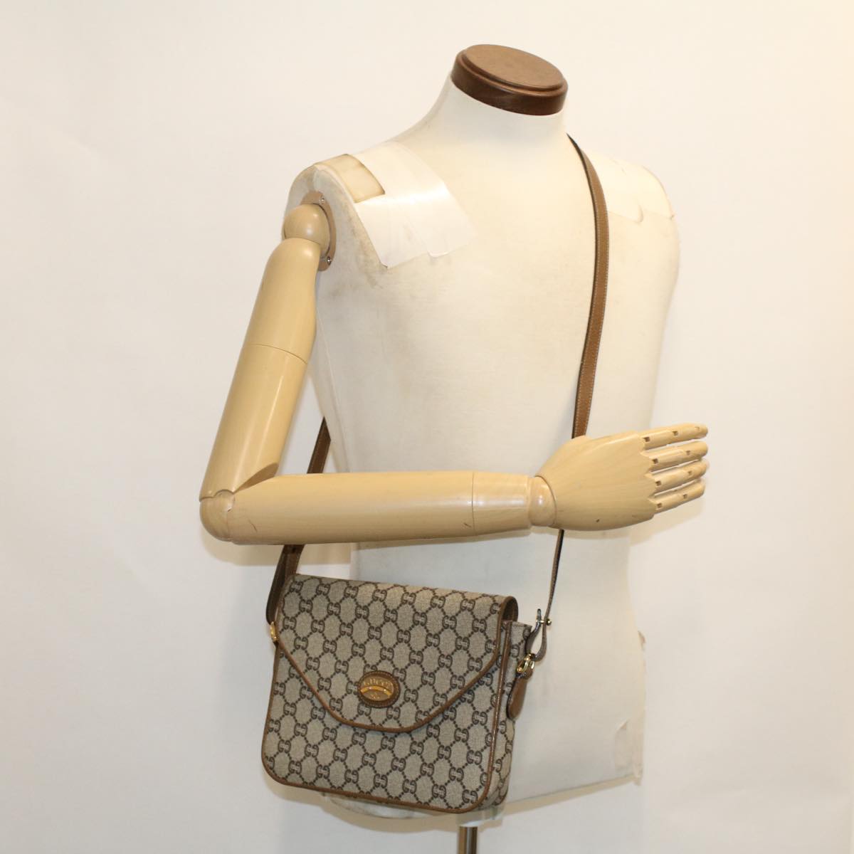 GUCCI PLUS GG Canvas Shoulder Bag PVC Leather Beige 50535