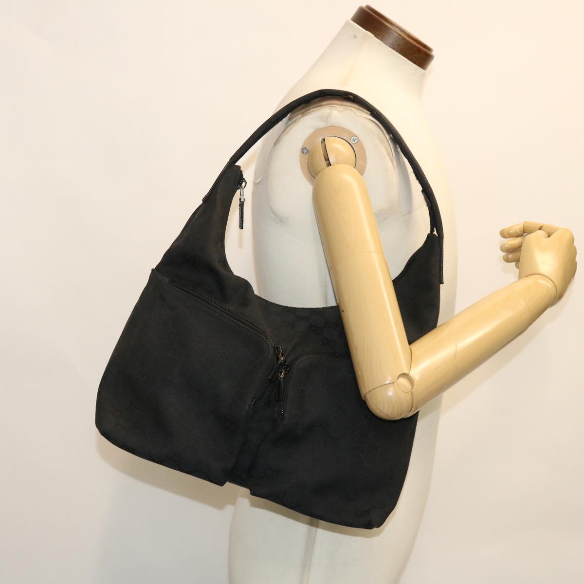 GUCCI GG Canvas Shoulder Bag Leather Black 001 3380 1705 50999