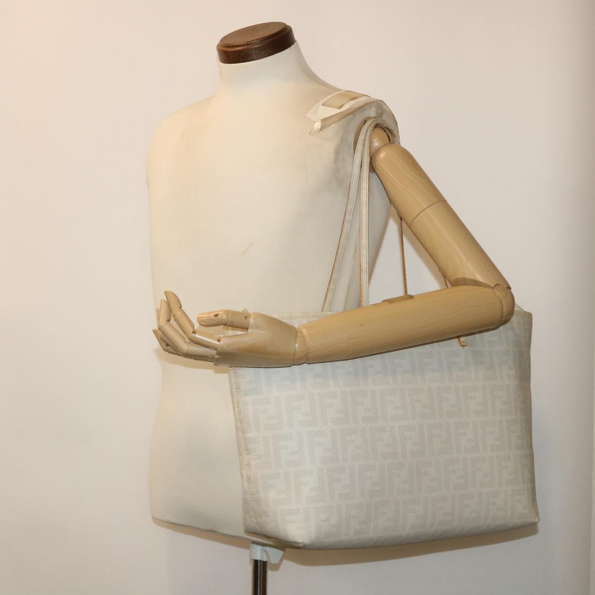 FENDI Zucca Canvas Tote Bag White 51044