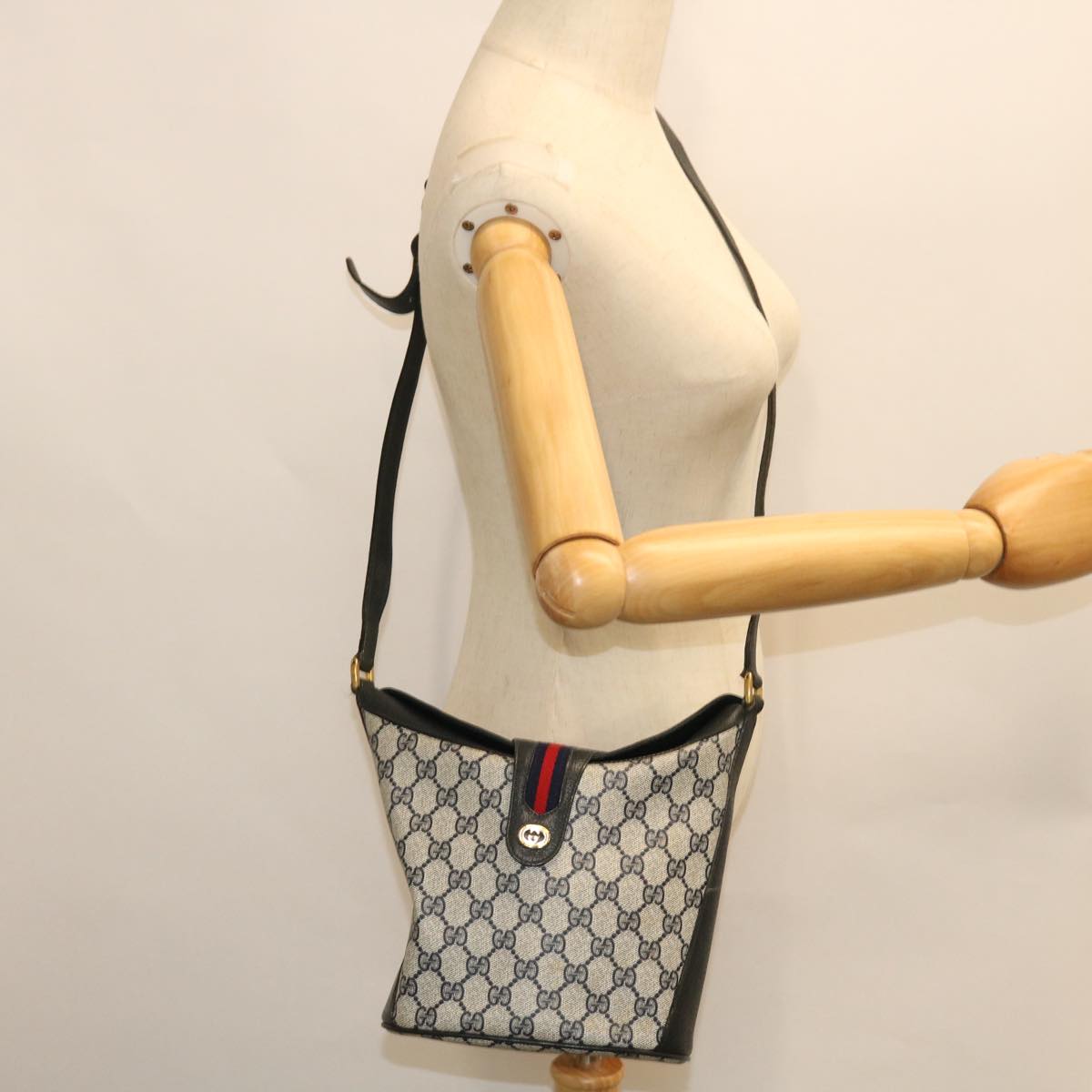GUCCI GG Canvas Sherry Line Shoulder Bag PVC Leather Gray Red Navy 52037