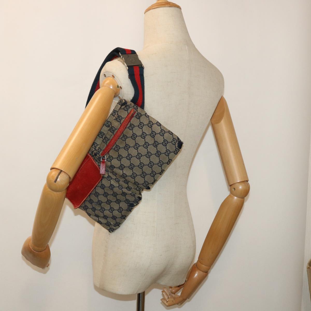 GUCCI GG Canvas Sherry Line Waist bag Leather Beige Red Navy 28566 52752