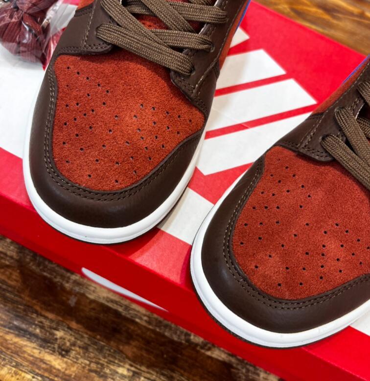 SAMC - NKE Shoes - 825