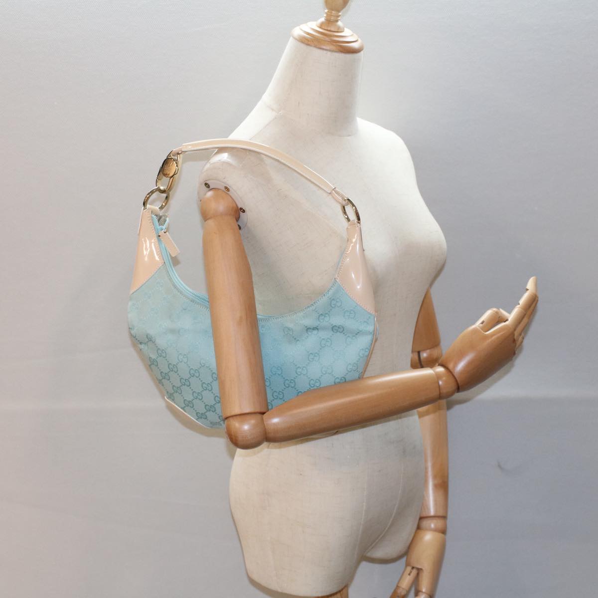 GUCCI GG Canvas Shoulder Bag Light Blue 001 4158 53006