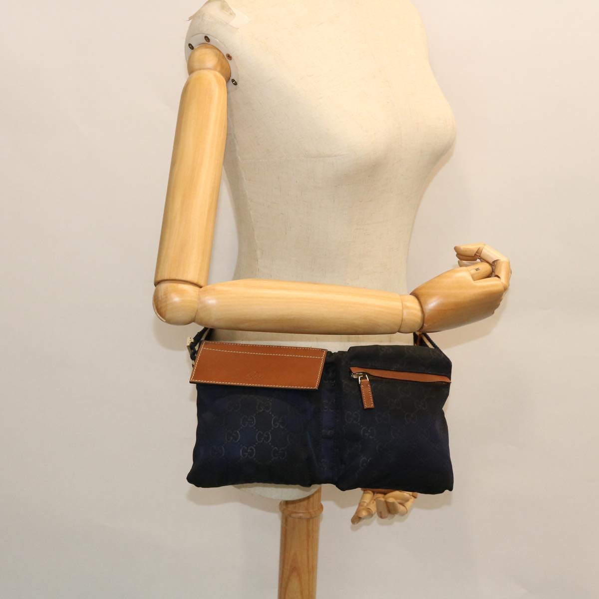 GUCCI GG Canvas Sherry Line Waist bag Navy White 28566 53375